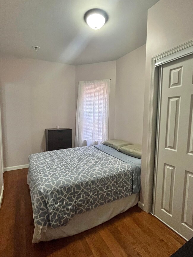 332 Virginia Ave unit 1, Jersey City, NJ 07304 - photo 5