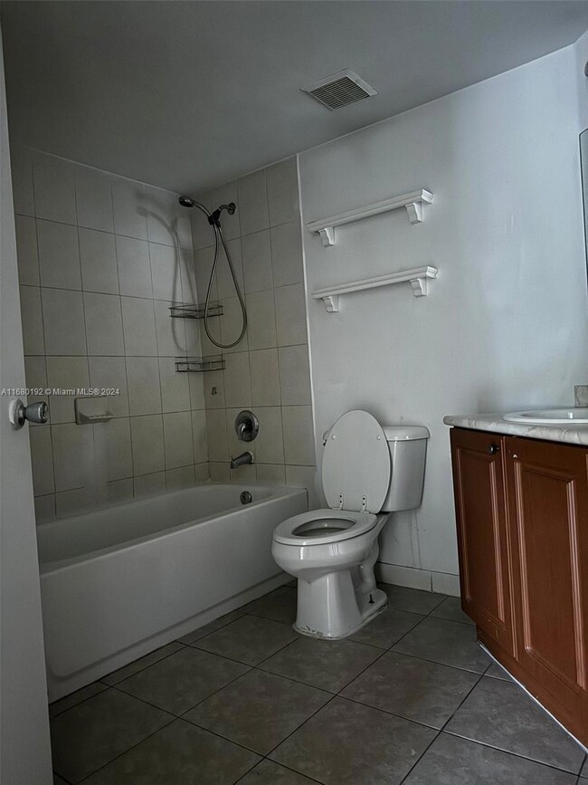 17622 NW 25th Ave unit 103, Miami Gardens, FL 33056 - photo 7