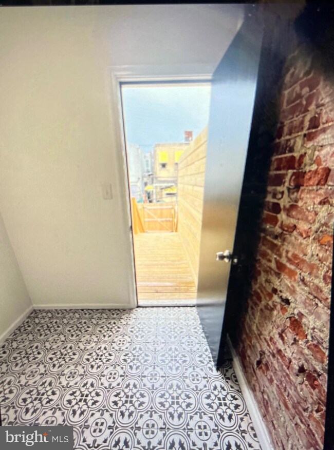 5320 Kershaw St unit 1ST FL, Philadelphia, PA 19131 - photo 6