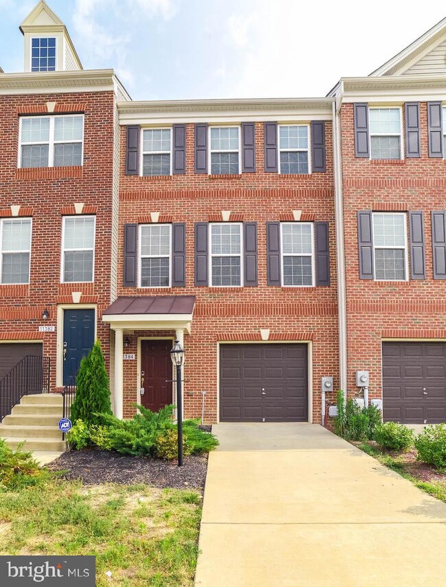 11384 Sandhurst Place, White Plains, MD 20695 - photo 2