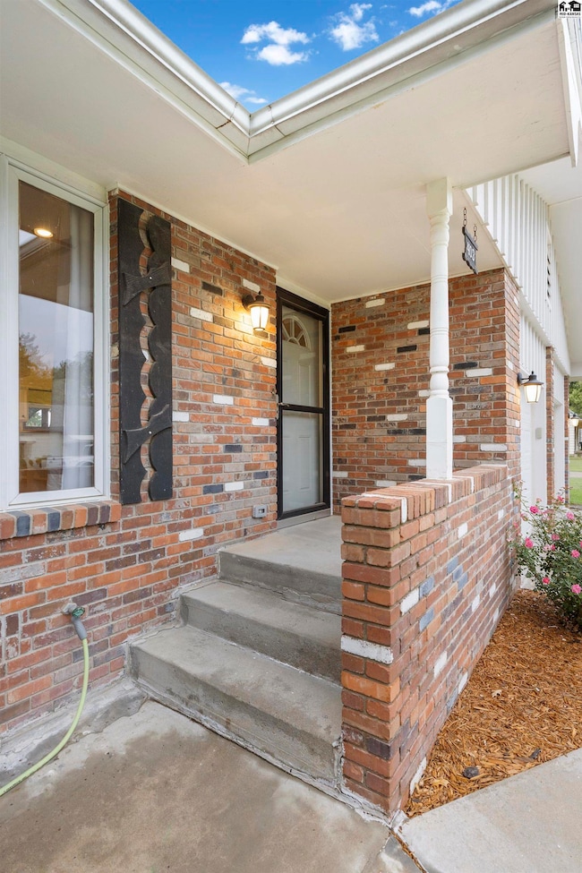 403 S Garfield Ave, Lyons, KS 67554 - photo 4