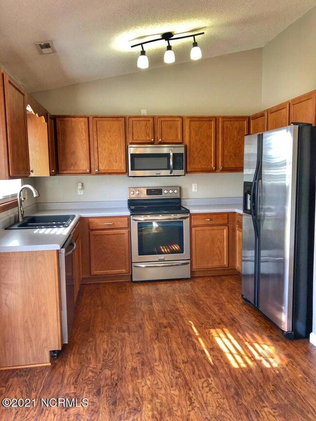 20190208233223827535000000-o