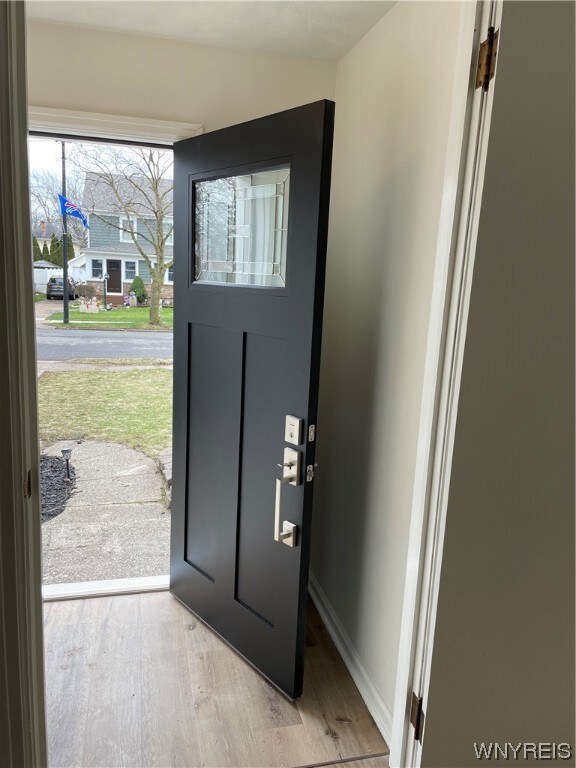 408 Bennett St, North Tonawanda, NY 14120 - photo 5