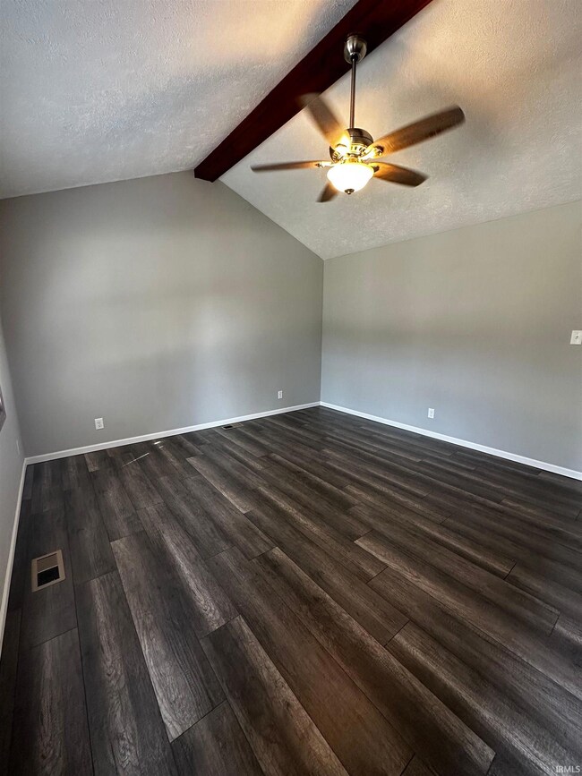 6266 Summit Pointe Way, Newburgh, IN 47630 - photo 4