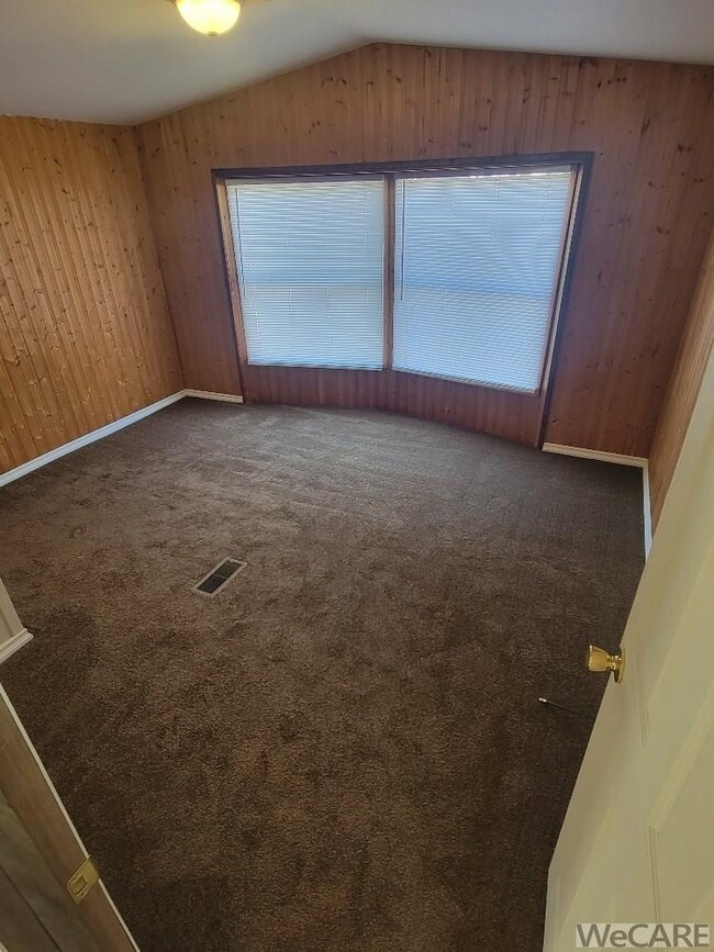 746 N Main St, Ada, OH 45810 - photo 5