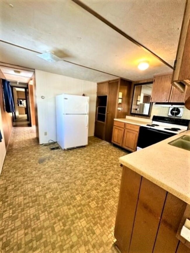 6 Americana Dr, Concord, NH 03303 - photo 6