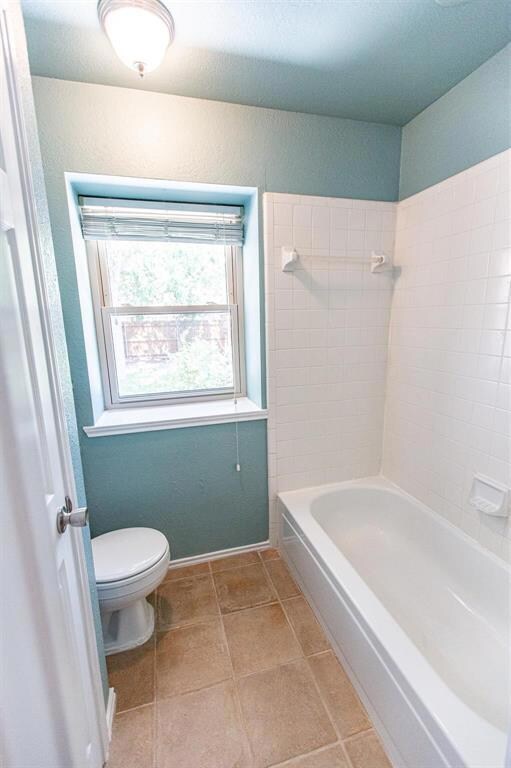 2413 Dalewood Ln, Bedford, TX 76022 - photo 6