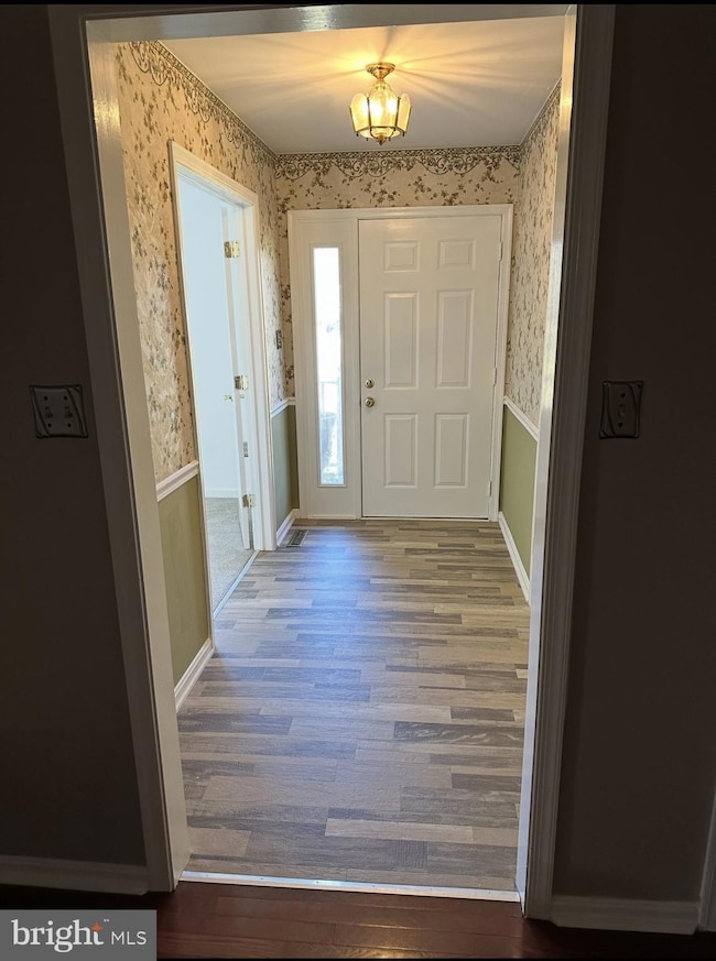 215 Brooke Rd, Fredericksburg, VA 22405 - photo 2