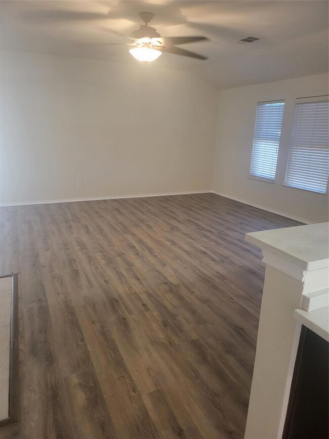 2313 Belmont Park Dr, Denton, TX 76210 - photo 4