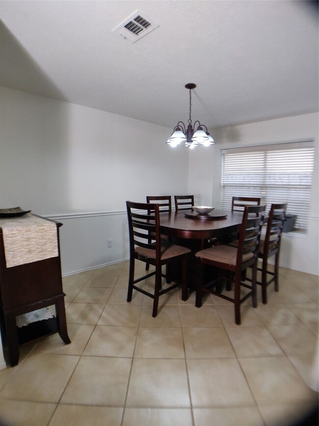 1812 Lavaca St, Friendswood, TX 77546 - photo 7