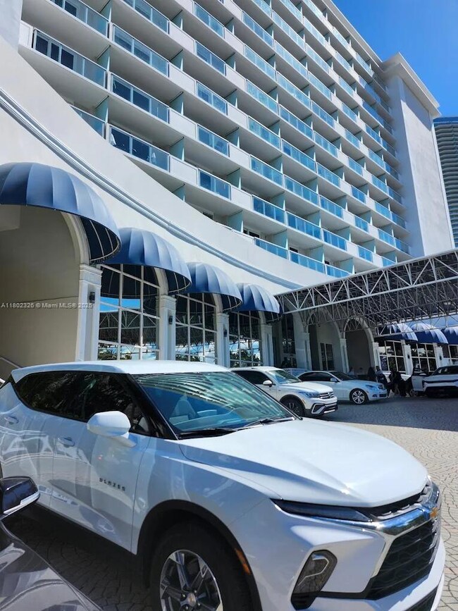 19201 Collins Ave unit 1105, Sunny Isles Beach, FL 33160 - photo 5