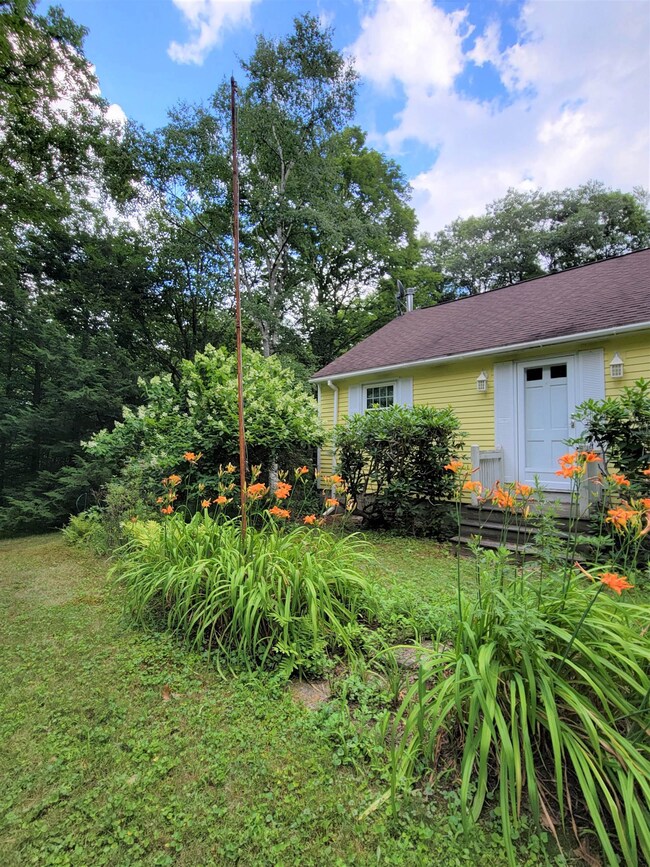 58 Mackey Rd, Troy, NH 03465 - photo 2