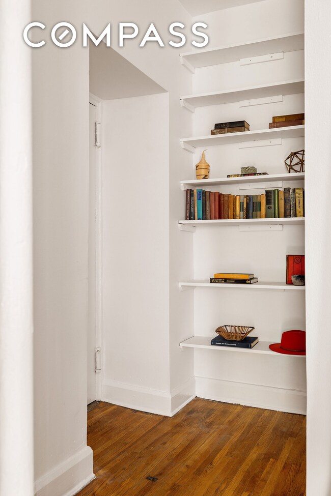 126 W 96th St unit 3E, New York, NY 10025 - photo 6