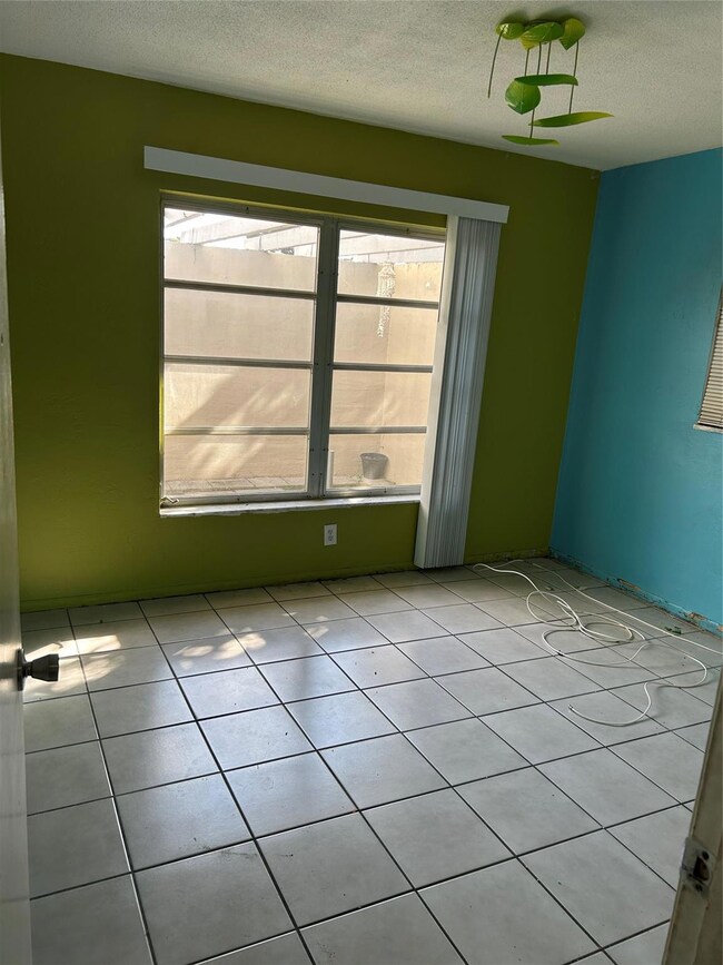 7611 NW 72nd Way, Tamarac, FL 33321 - photo 7