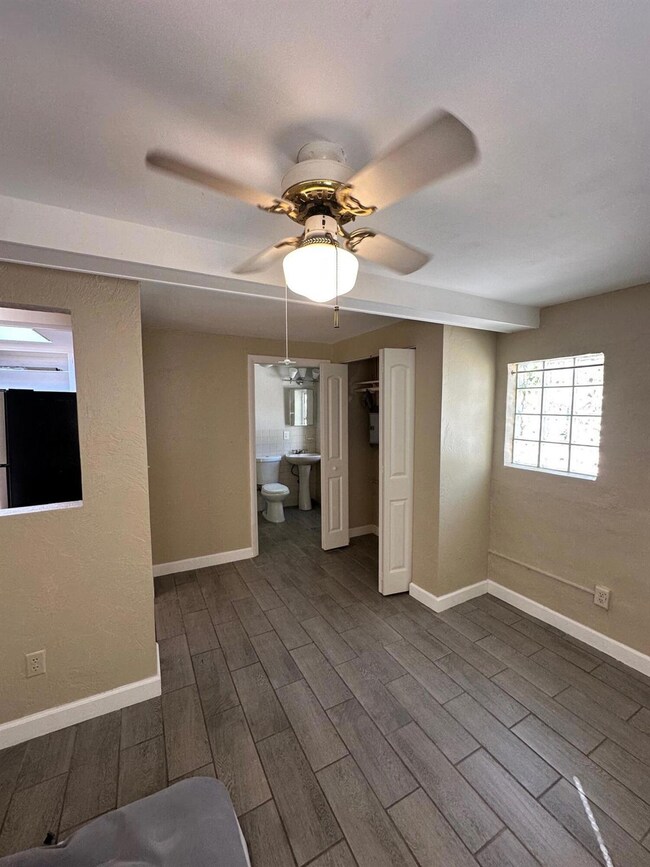301 30th St unit B, West Palm Beach, FL 33407 - photo 2