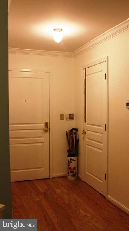 5573 Seminary Rd unit 113, Baileys Crossroads, VA 22041 - photo 3