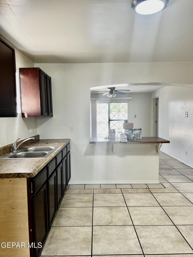 7619 Corozal Dr, El Paso, TX 79915 - photo 7