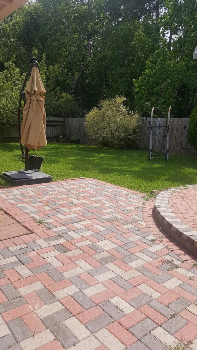 13607 Green Teal Ln, Houston, TX 77039 - photo 4