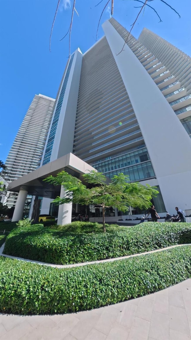 Paraiso I : Paraiso Bay unit 1601, Miami, FL 33137 - photo 2