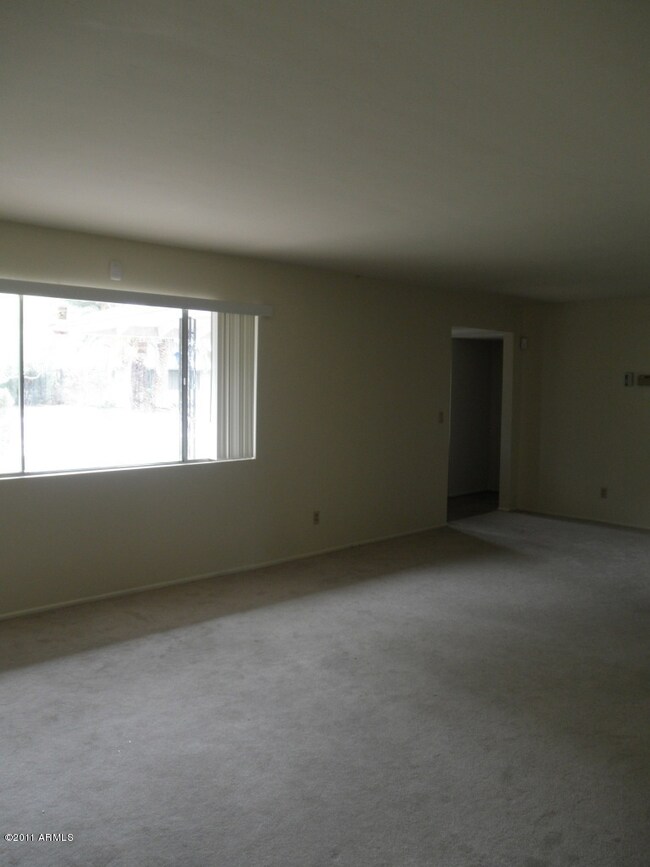 344 E La Diosa Dr, Tempe, AZ 85282 - photo 6