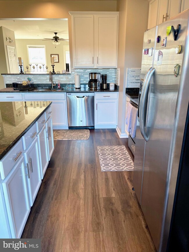 10377 Lantern Ln, Hagerstown, MD 21740 - photo 3