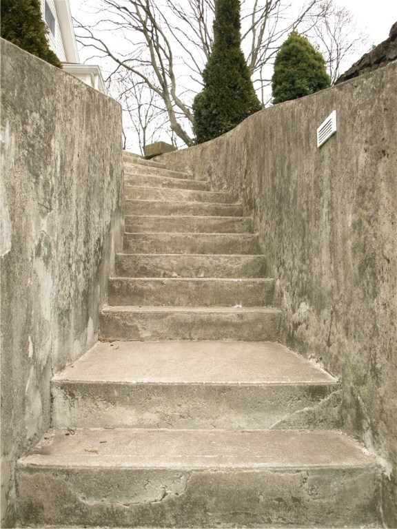 65 Branch St, Pawtucket, RI 02860 - photo 7