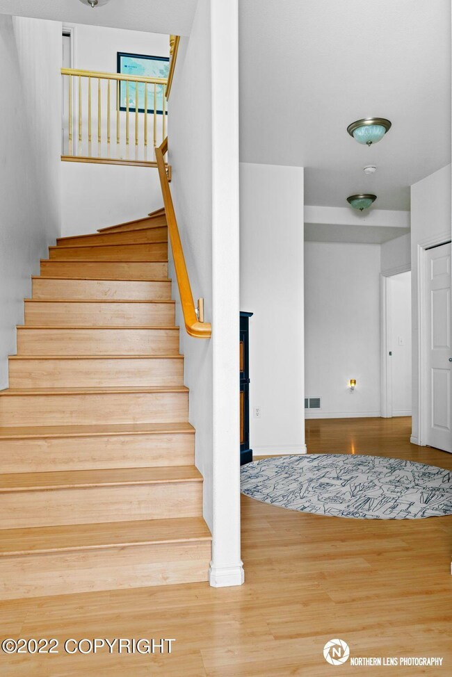 Entry_Stairway_2