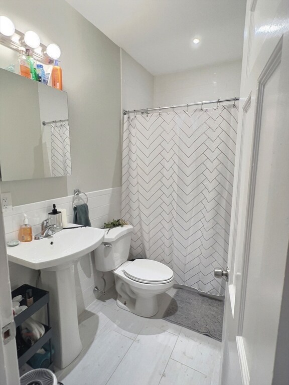 23 Garrison Rd unit 2F, Brookline, MA 02445 - photo 6