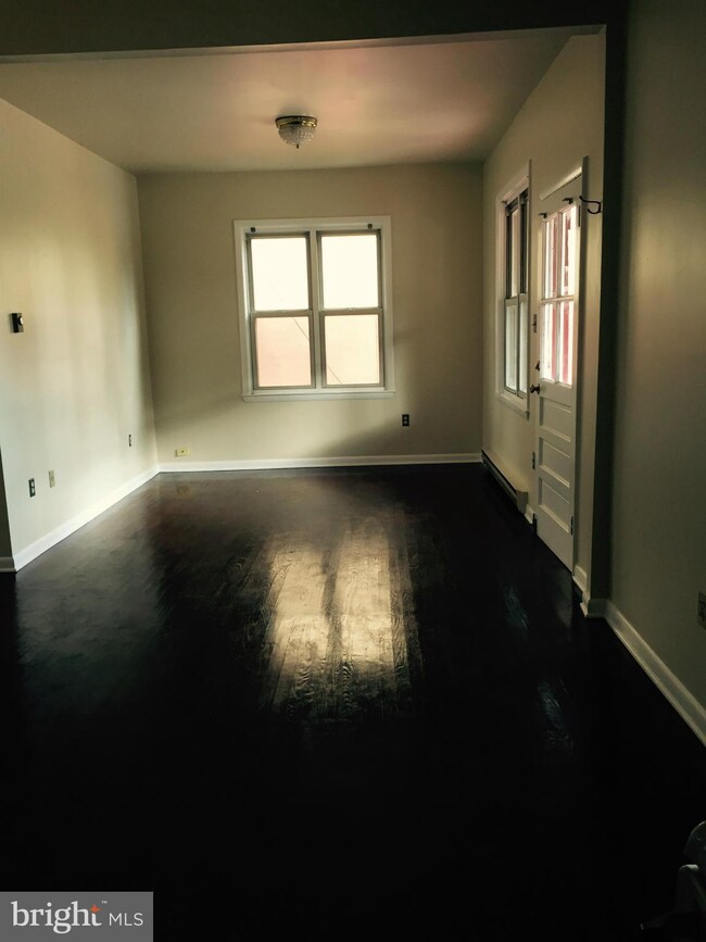 7044 Carroll Ave unit 1, Takoma Park, MD 20912 - photo 2