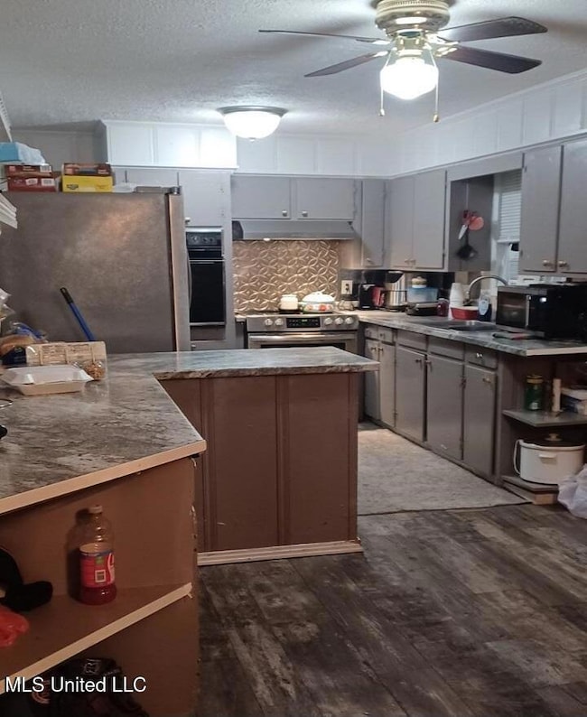 72 T J Verdell St, Macon, MS 39341 - photo 4