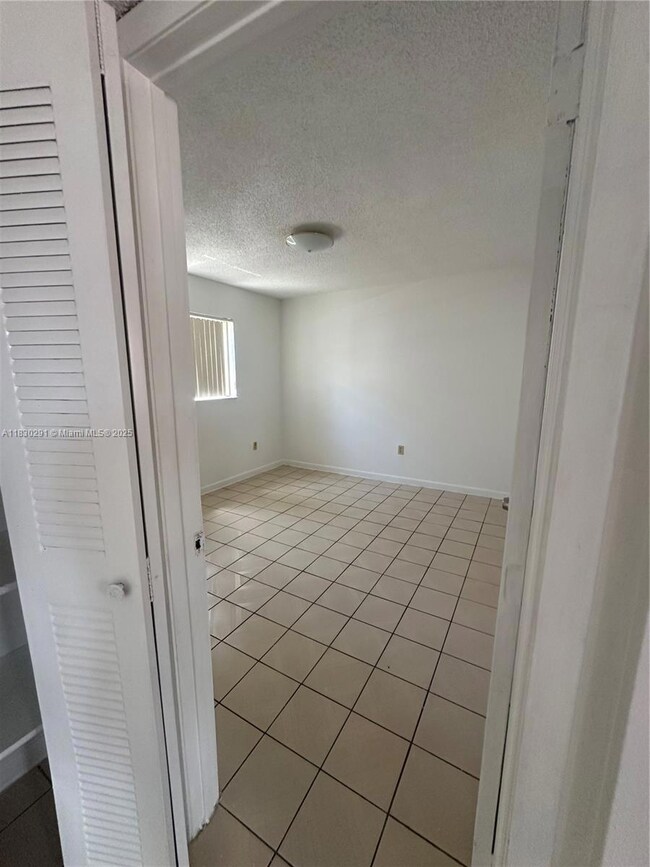 120 W 9th St unit 102, Hialeah, FL 33010 - photo 3