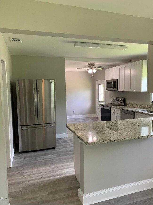 1094 Lake Shore Blvd, Jacksonville, FL 32205 - photo 6