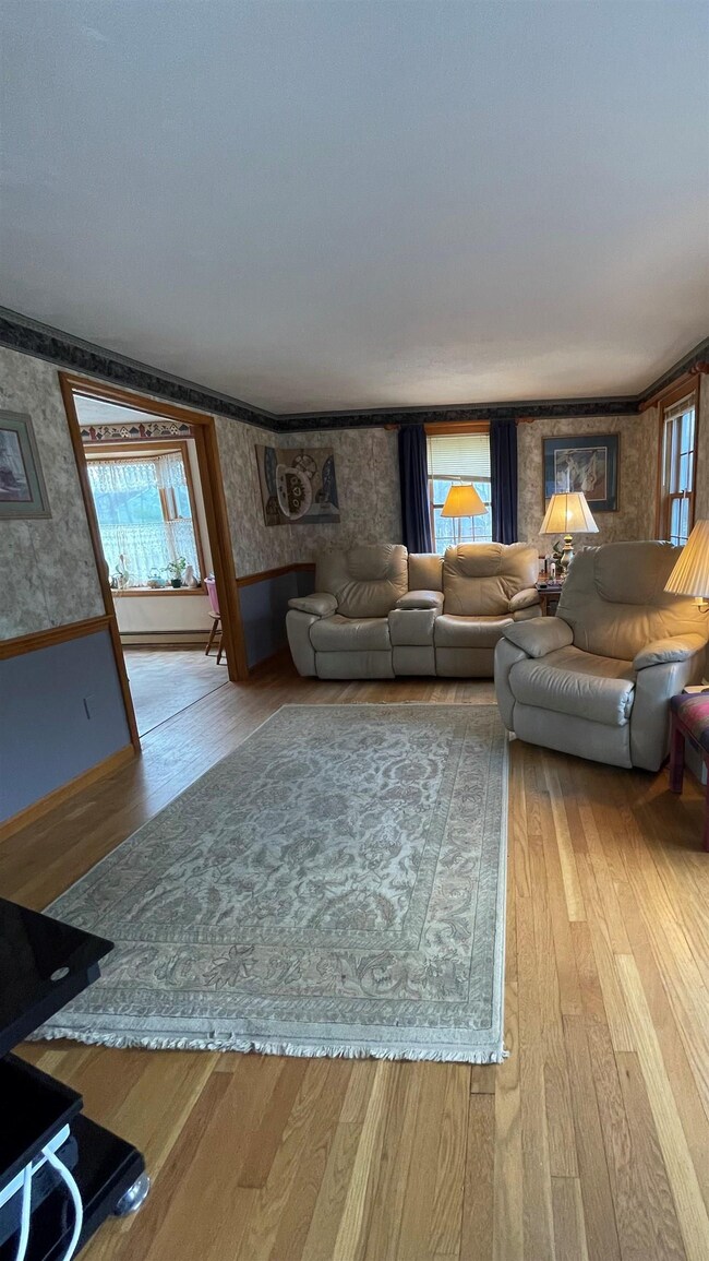 47 Geisser Rd, Hampstead, NH 03841 - photo 2