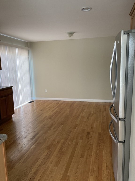 39 Grafton St unit 1, Lawrence, MA 01843 - photo 3