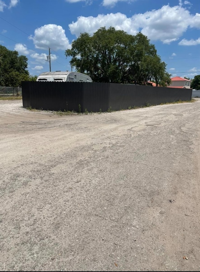 6009 Mckinley Ave, Wimauma, FL 33598 - photo 3