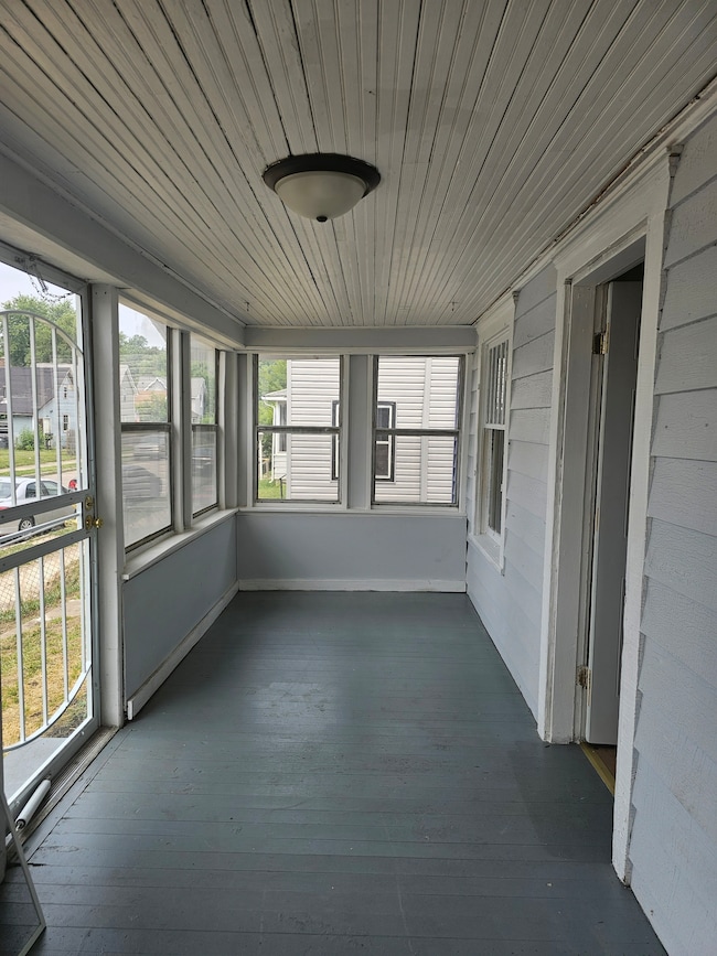 2234 E Lynn St, Anderson, IN 46016 - photo 2