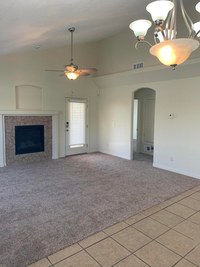 14472 Antwerp Dr, Horizon City, TX 79928 - photo 4