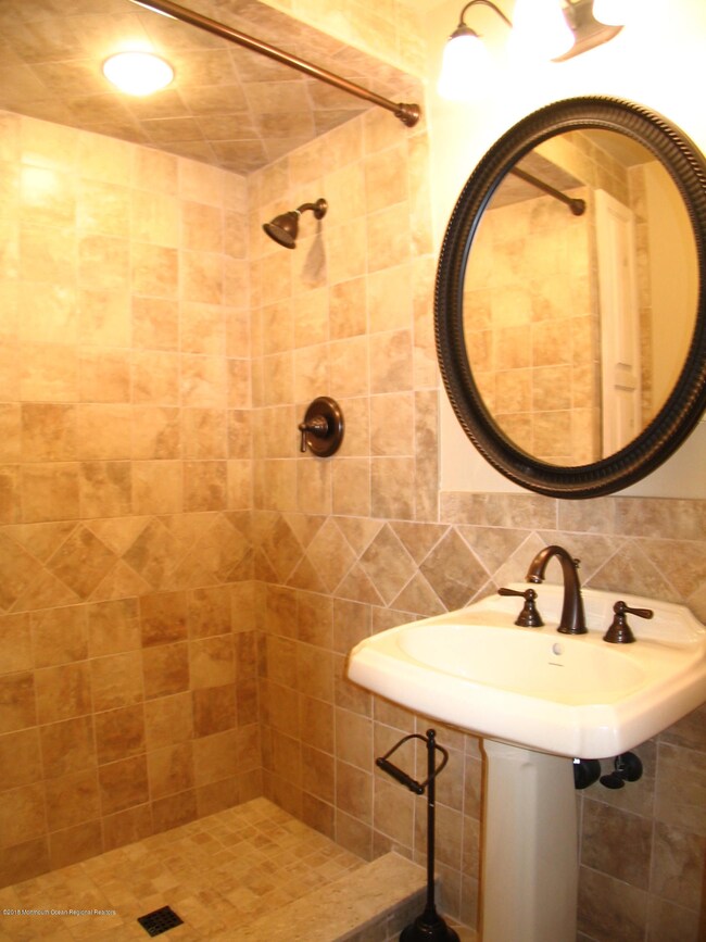 Bathroom2