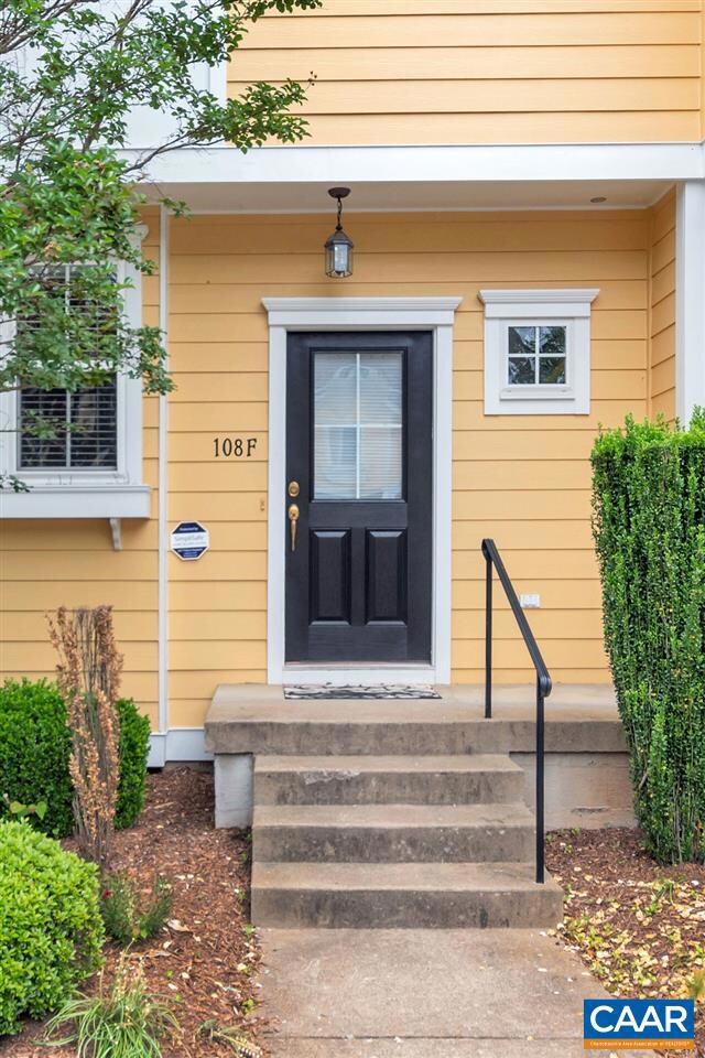 108 Melbourne Park Cir unit F, Charlottesville, VA 22901 - photo 4