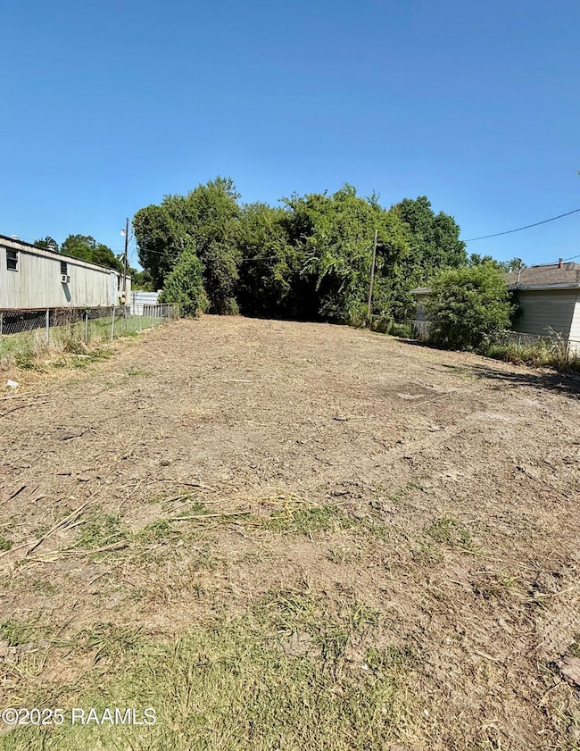 1208 Walton St, New Iberia, LA 70560 - photo 2