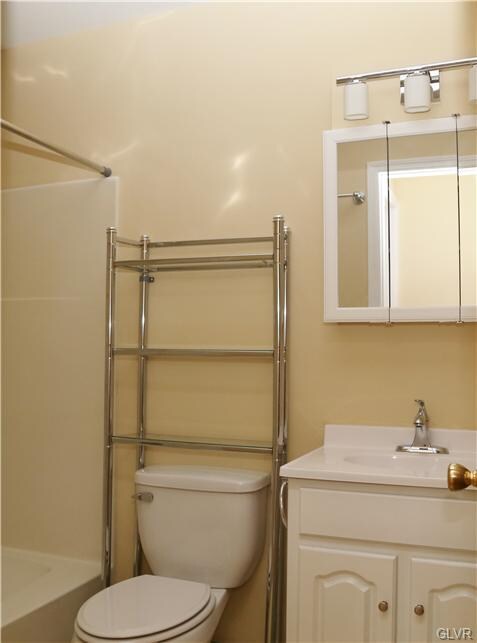 1727 Livingston St unit 3, Allentown, PA 18104 - photo 7