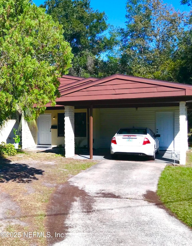 7947 Chateau Dr S, Jacksonville, FL 32221 - photo 5