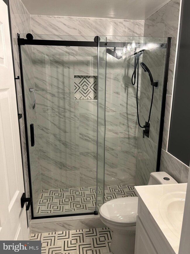 20118 Macintosh Ln, Germantown, MD 20876 - photo 3