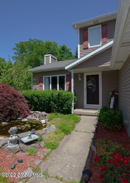 62 Celeste Dr, Rensselaer, NY 12144 - photo 3