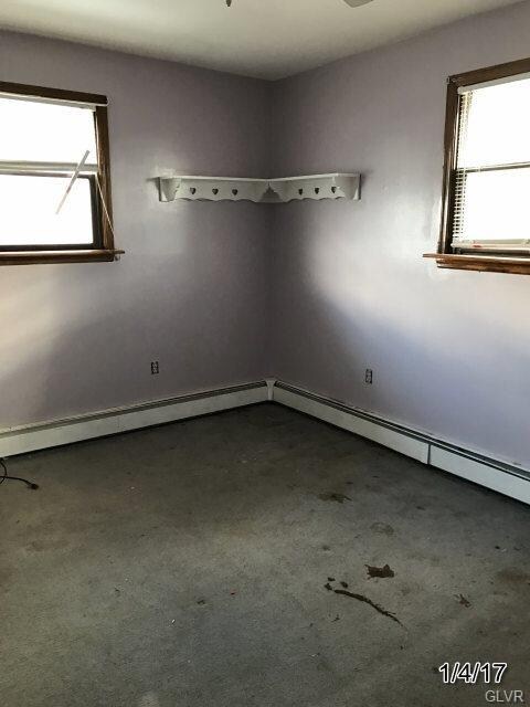 866 Mcnair St, Hazleton, PA 18202 - photo 5