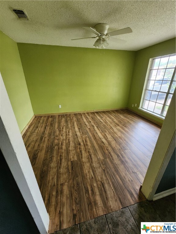 1114 Randa St, Copperas Cove, TX 76522 - photo 2