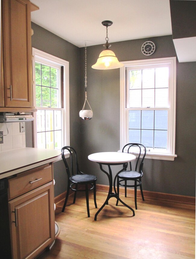 Eating Area1