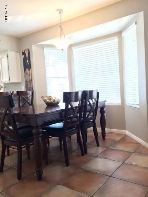 10555 E Evergreen St, Mesa, AZ 85207 - photo 6