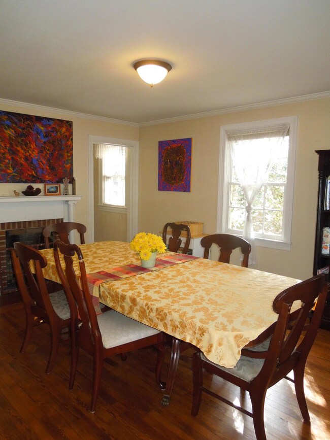 4-DINING