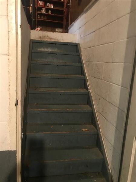 Steps to basement
